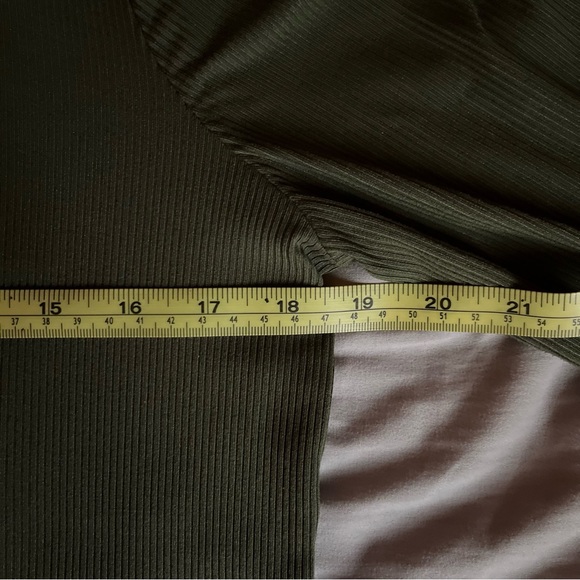 No Boundaries Green Ribbed Mock Neck Fitted Long Sleeve Top - Picture 7 of 11